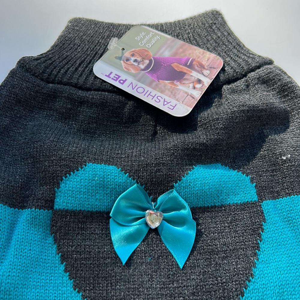 Fashion Pet Sweater for Female Dog
